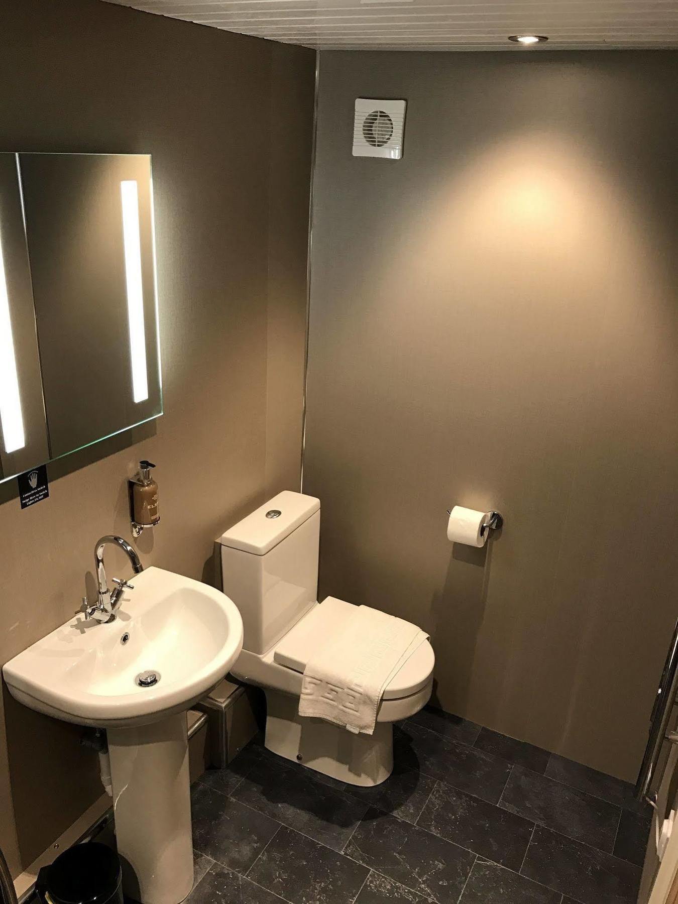 Foundry 34 Hotel Penrith Luaran gambar